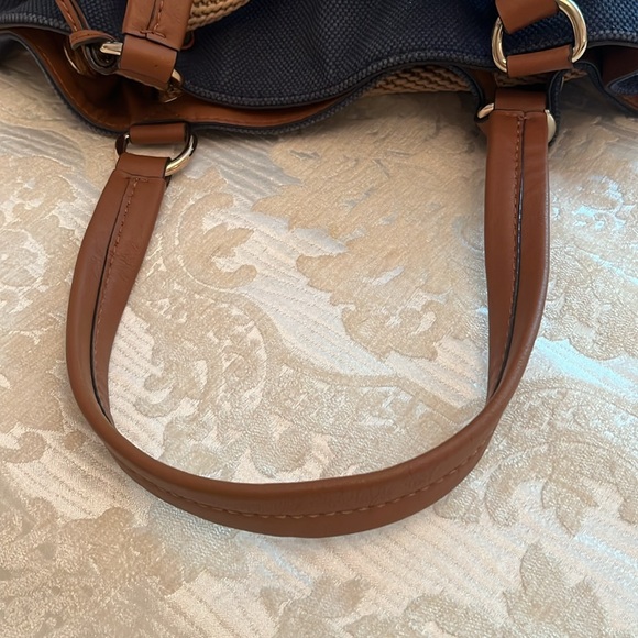 Michael Kors Navy/Brown Canvas Marina Drawstring EUC Ask questions - Picture 12 of 14